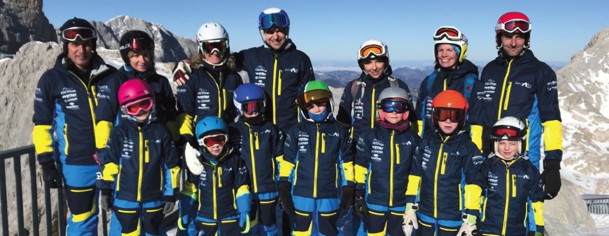 neue Einkleidung der Ski-kids Aigen